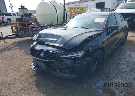 2024 Volvo S60 Plus z USA, uszkodzony, nr VIN 7JRL12FH6RG291404